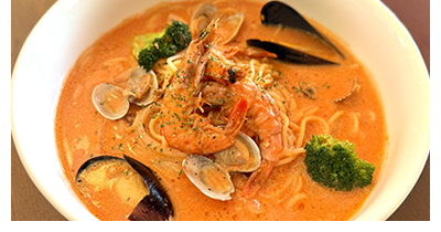 啪̐Hނ𐷂荞񂾃oG[VLȃ`AG߂̃e[}ɍ킹fBi[͂܂B啪sC^AJtFLALUCE80 \tgVvƃ[L̃g}gN[X[v